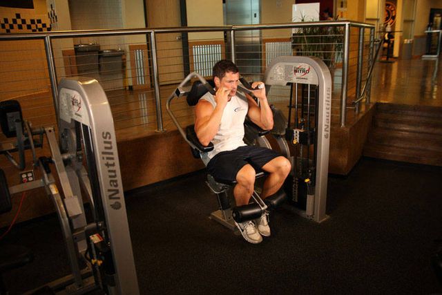 Ab Crunch Machine: finishing position