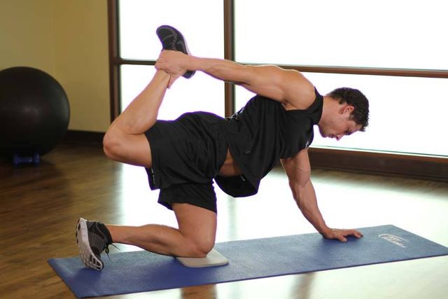 All Fours Quad Stretch: finishing position