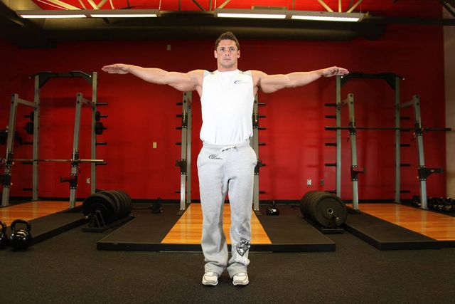 Arm Circles: starting position