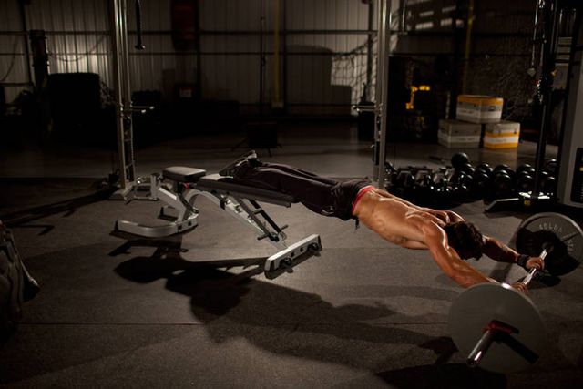 Barbell Rollout from Bench: finishing position