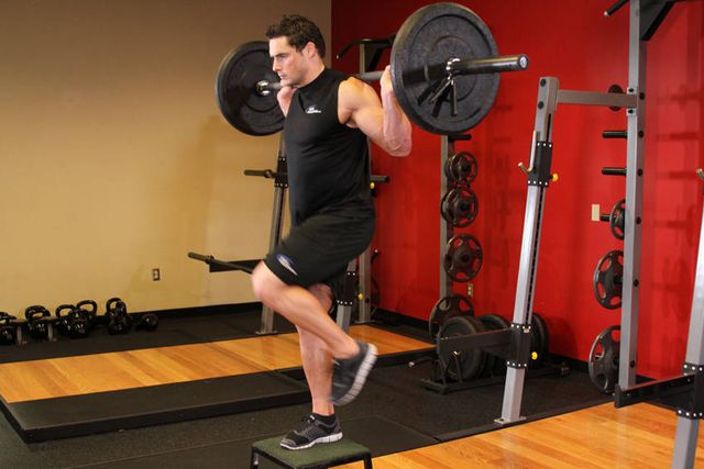 Barbell Step Ups: finishing position