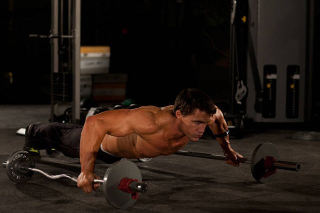 Bodyweight Flyes: finishing position