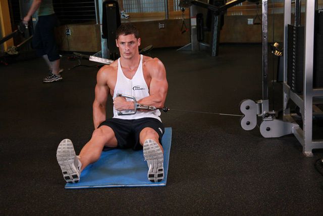 Cable Internal Rotation: finishing position