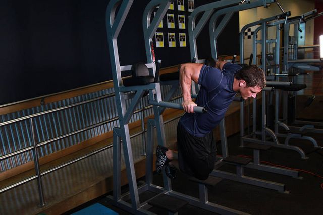 Dips - Chest Version: finishing position