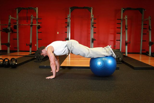 Exercise Ball Pull-In: starting position