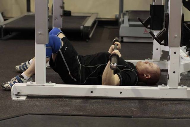 Floor Press: finishing position