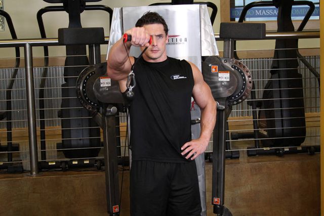 Front Cable Raise: finishing position