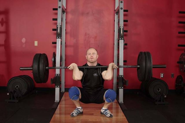 Front Squat (Clean Grip): finishing position