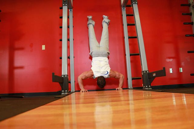 Handstand Push-Ups: finishing position