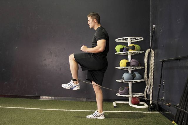 Hip Flexion with Band: finishing position
