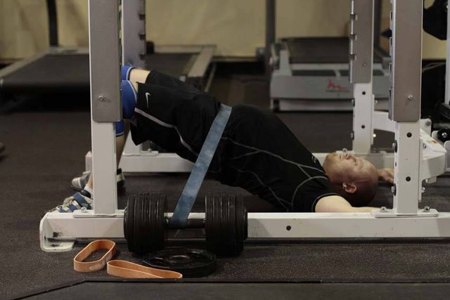 Hip Lift with Band: finishing position