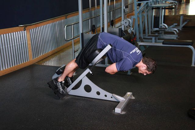Hyperextensions (Back Extensions): finishing position