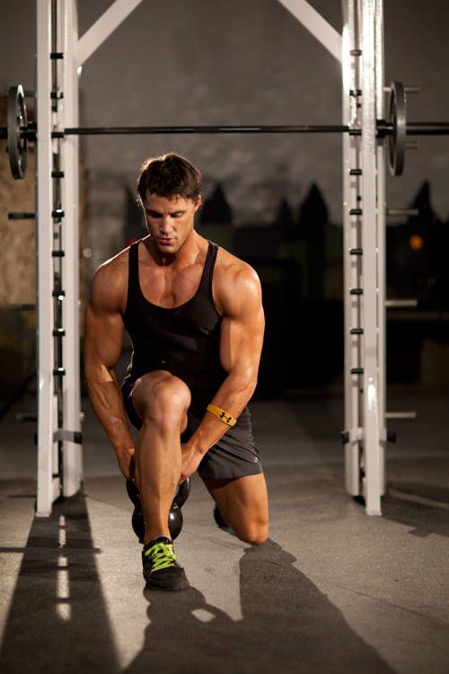 Lunge Pass Through: finishing position