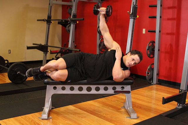 Lying One-Arm Lateral Raise: finishing position
