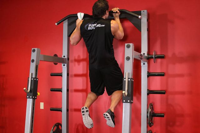 One Arm Chin-Up: finishing position