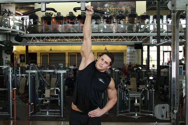 One Handed Hang: finishing position