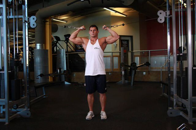 Overhead Cable Curl: finishing position