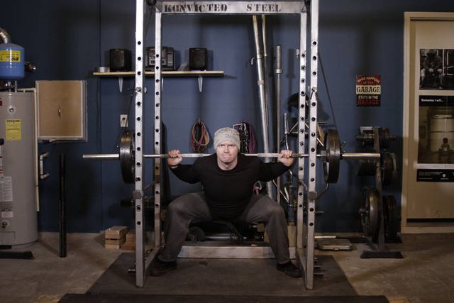 Reverse Band Power Squat: finishing position