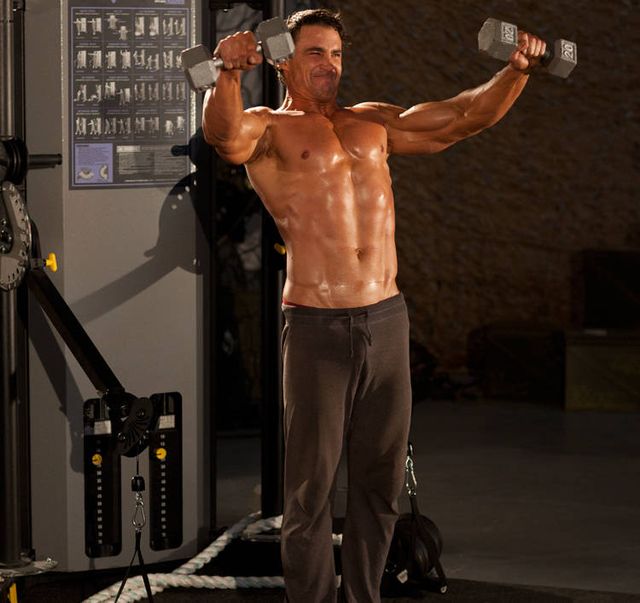 Side Laterals to Front Raise: finishing position