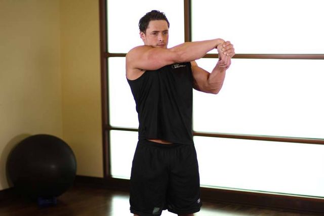 Side Wrist Pull: finishing position