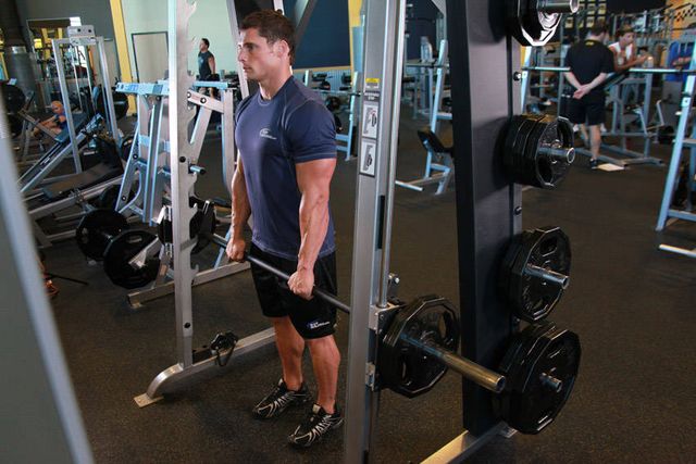 Smith Machine Stiff-Legged Deadlift: finishing position