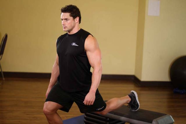 Standing Elevated Quad Stretch: finishing position