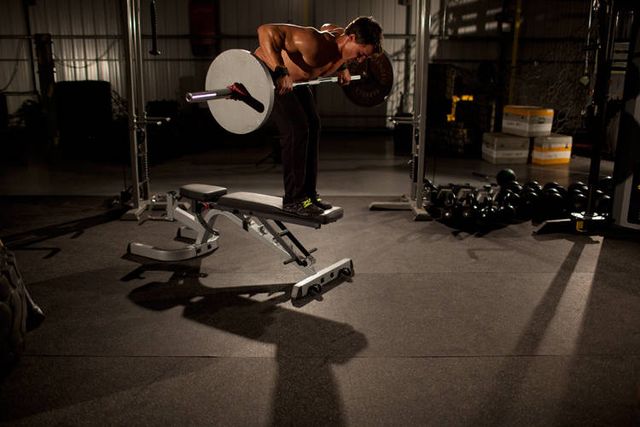 Straight Bar Bench Mid Rows: finishing position